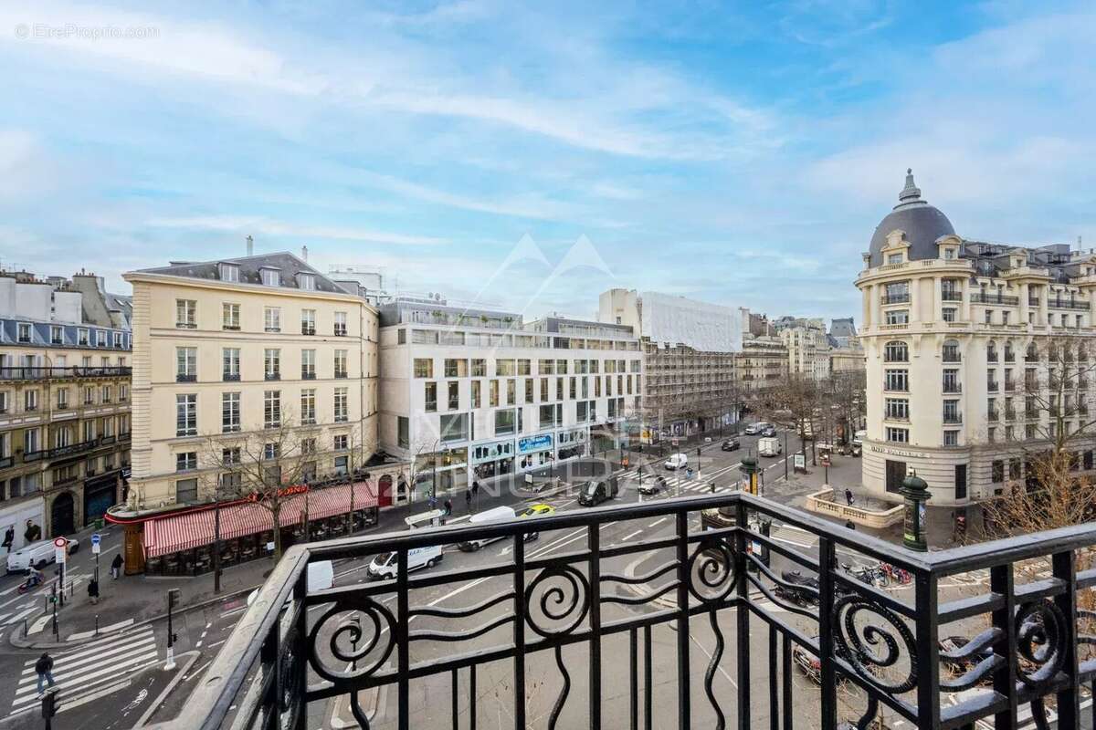 Appartement à PARIS-9E