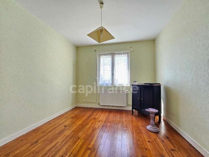 Appartement à vendre 4 pièces avec GARAGE et CAVE PANISSIERES (42) - photo 5