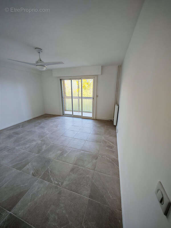 Appartement à MANDELIEU-LA-NAPOULE