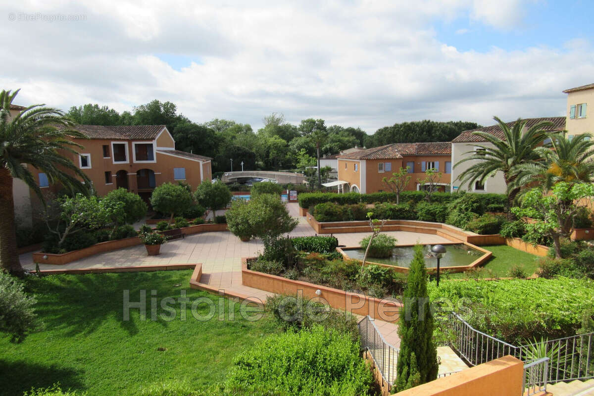 Appartement à COGOLIN