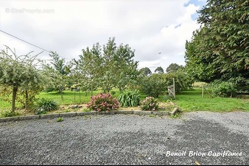 Maison à SAINT-MARTIN-DE-LANDELLES