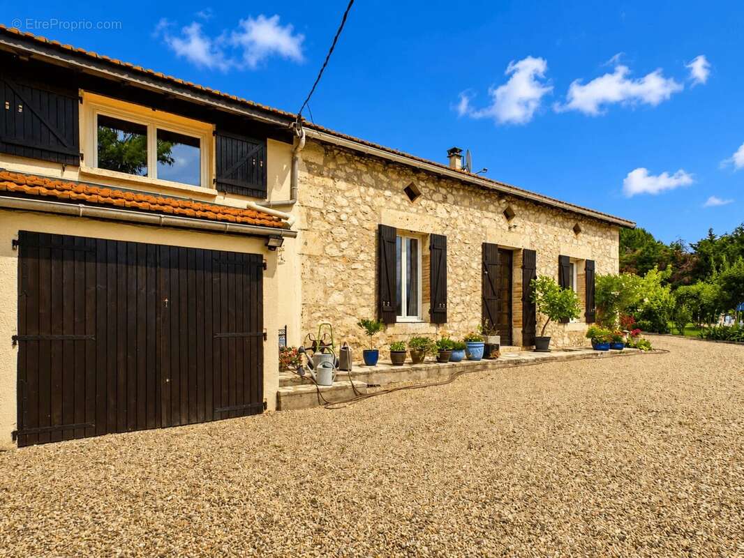 Maison à ALLEMANS-DU-DROPT