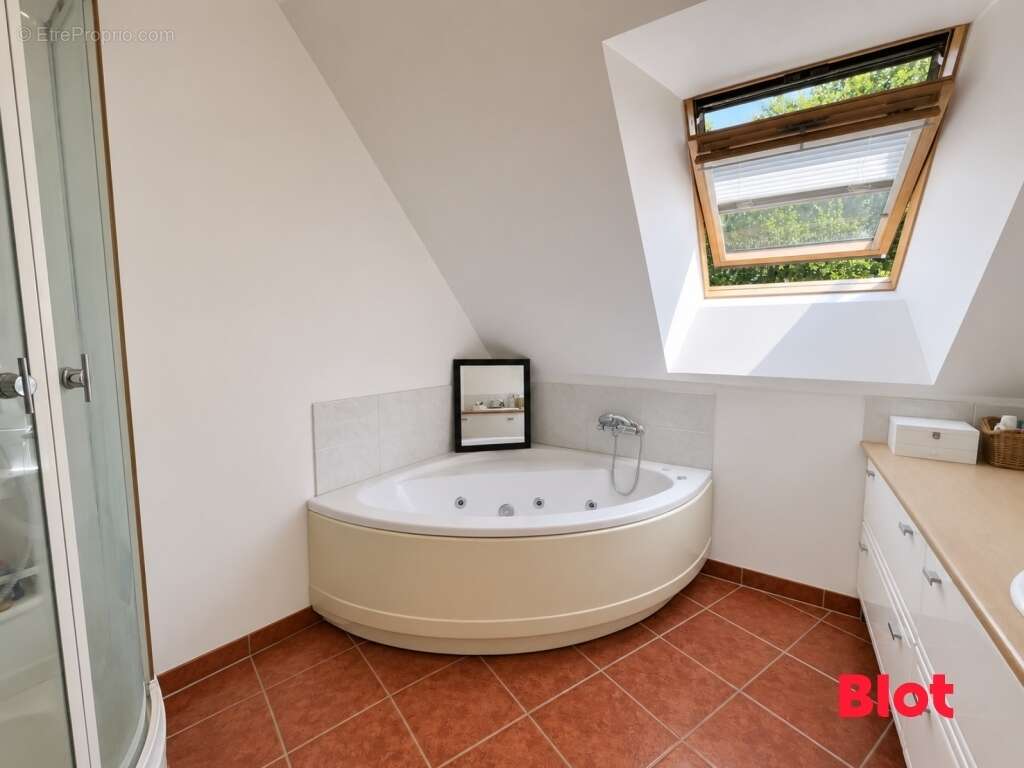 Maison 117 m² à Goven  - photo 7