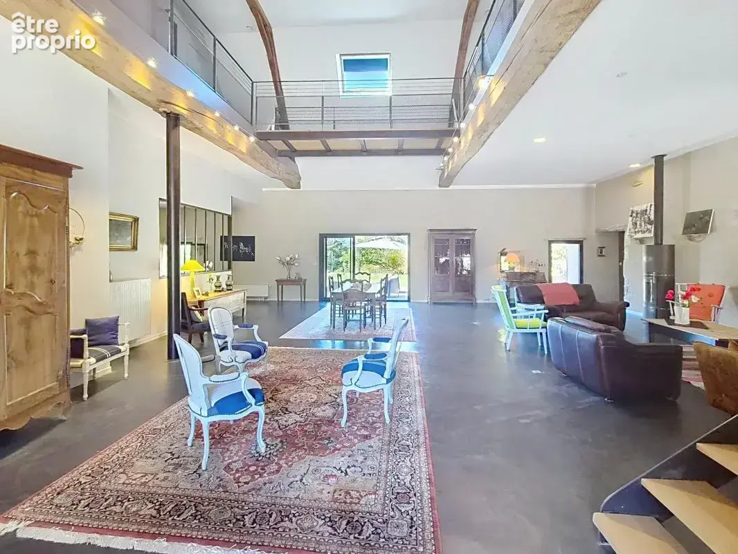 Maison 6 pièces 250 m² à vendre à Chateaumeillant (18370) - photo 11
