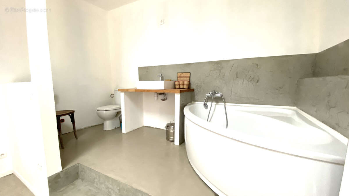 Maison à MONTEREAU-FAULT-YONNE