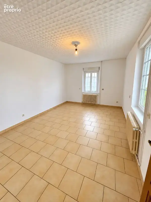 Beaufai - Longère en silex et brique de 104 m², grand grenier aménageable - photo 5