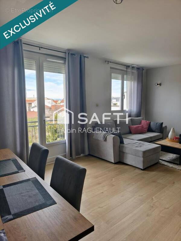 Photo 1 - Appartement à FEYZIN
