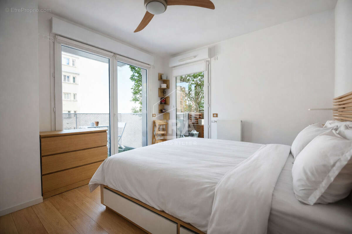 Appartement à ISSY-LES-MOULINEAUX