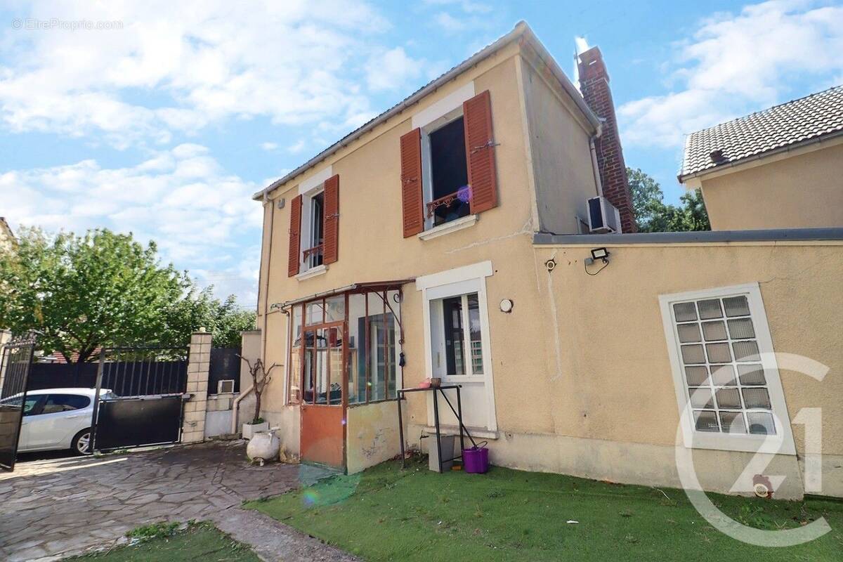 Maison à AULNAY-SOUS-BOIS
