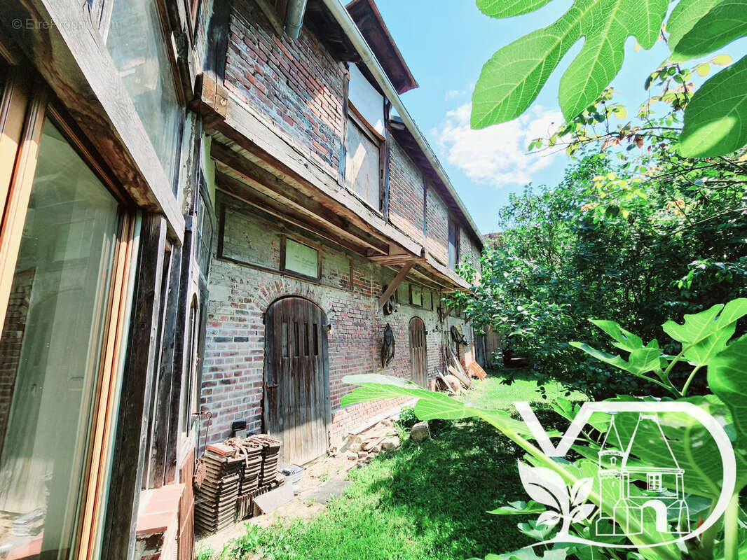 Maison à BRESLES