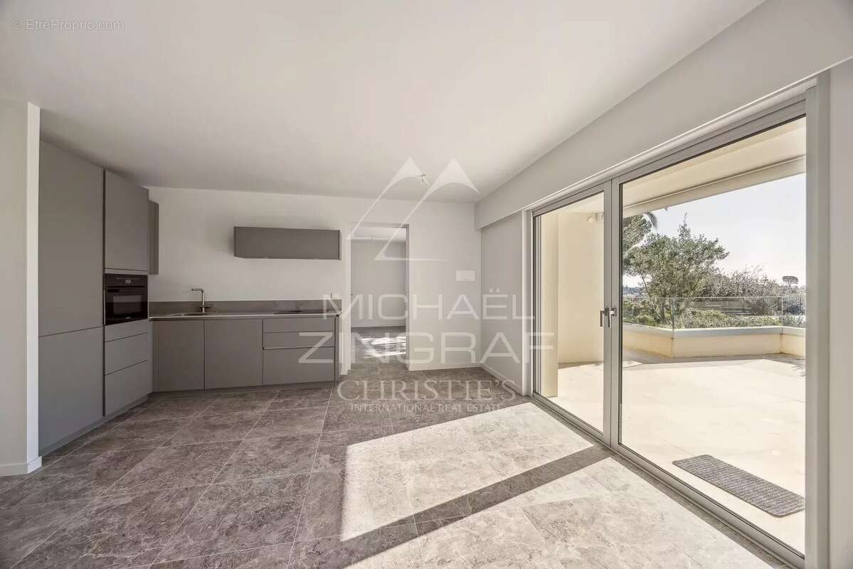Appartement à CAGNES-SUR-MER