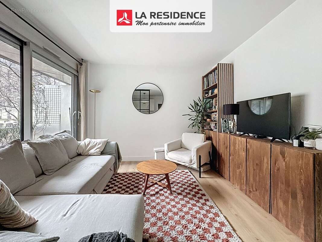Appartement à PARIS-18E