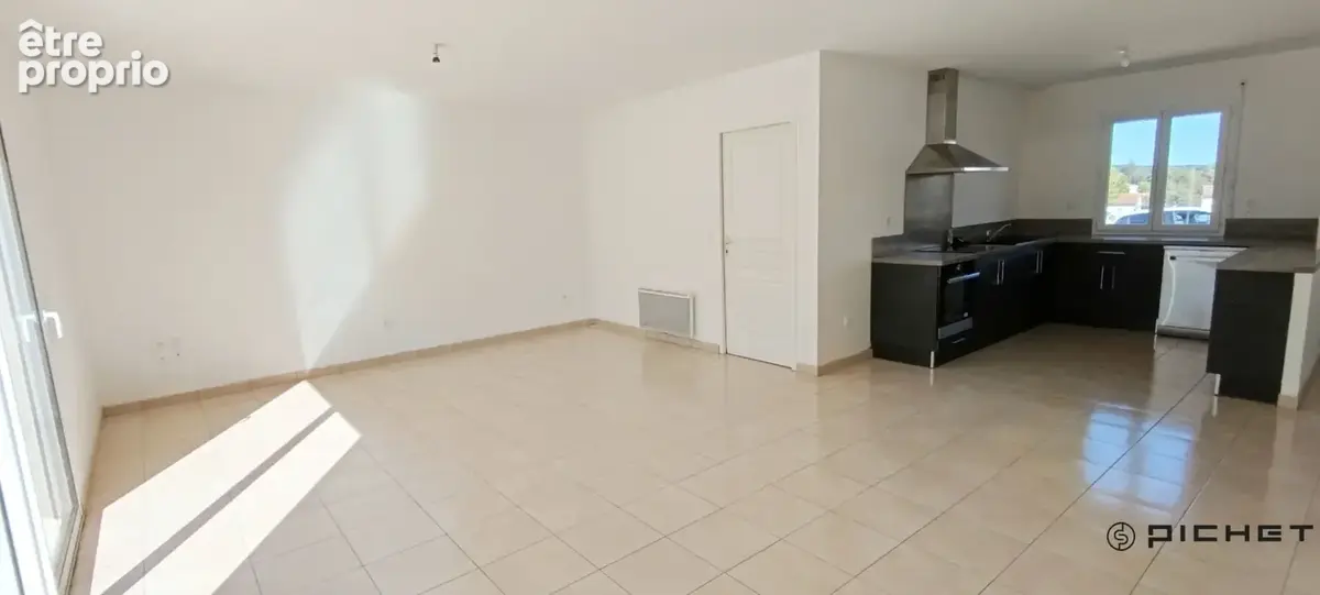 Maison 3 chambres avec garage et jardin - photo 2