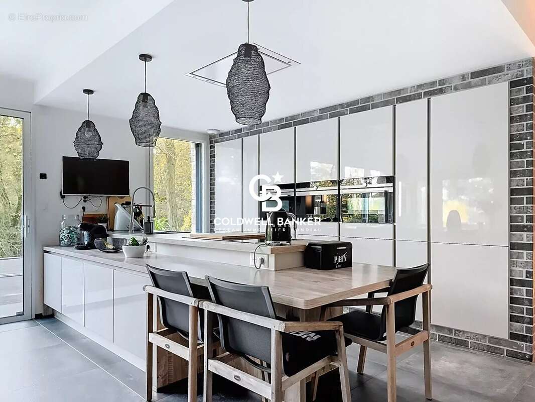 Maison à TALMONT-SAINT-HILAIRE