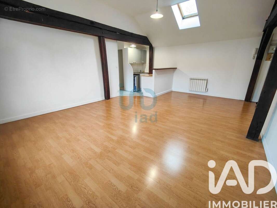 Photo 2 - Appartement à SENS