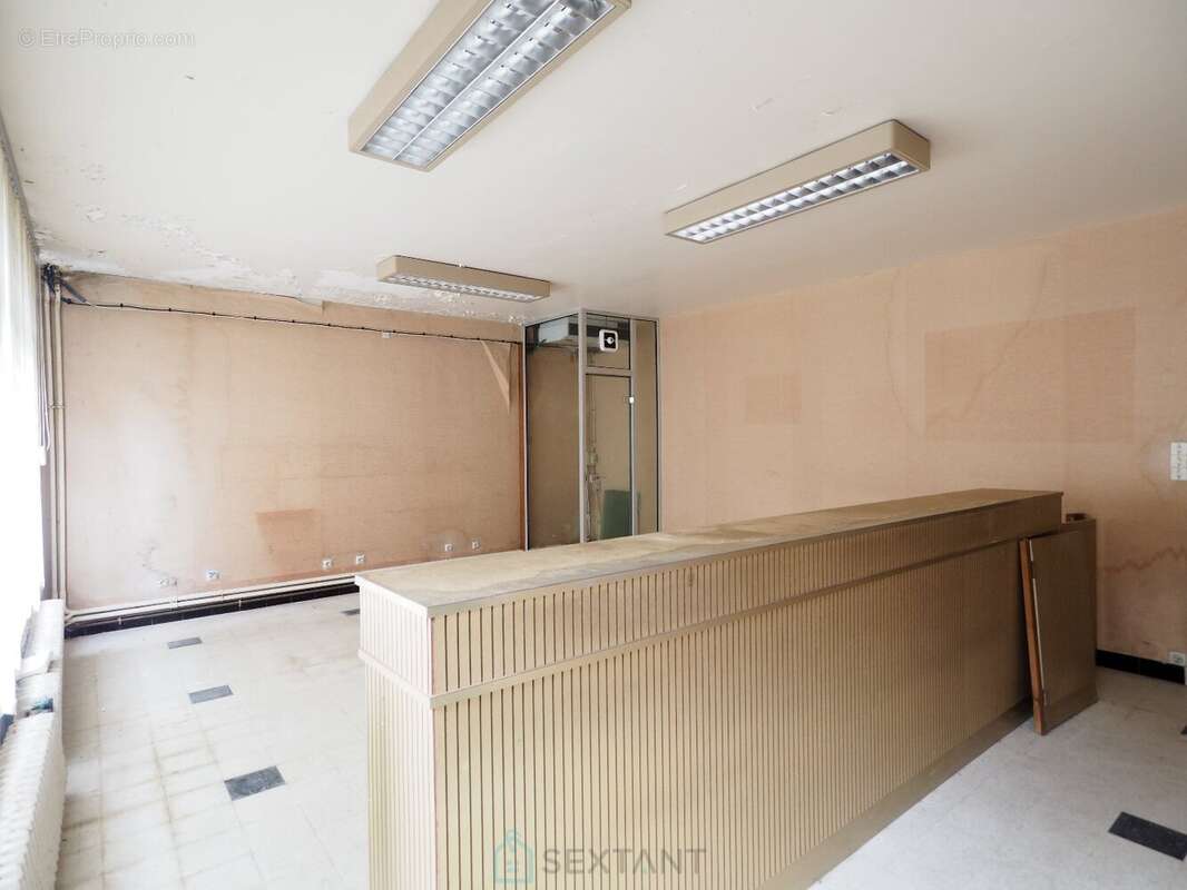 Maison familiale ou immeuble de rapport + Longère à rénover + Hangar fermé environ 160 m² - photo 11
