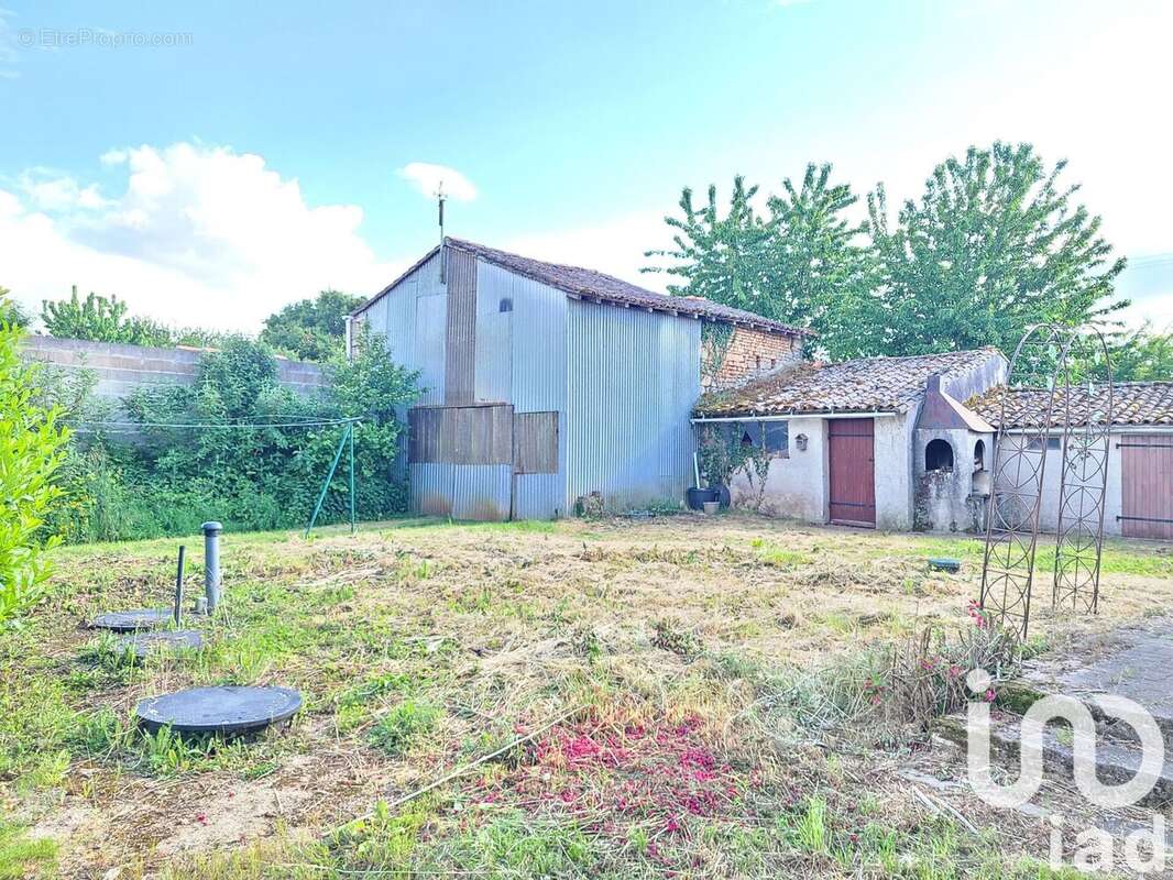 Photo 2 - Maison à CLUSSAIS-LA-POMMERAIE