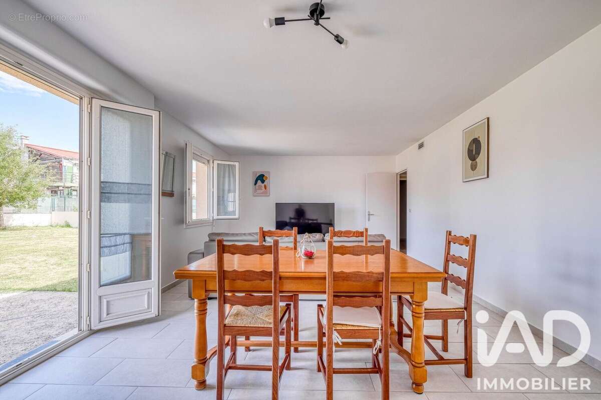 Photo 4 - Maison à VILLENOY