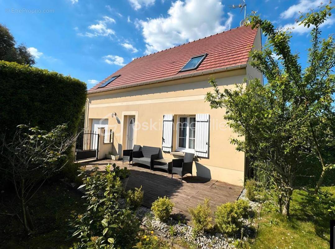 Maison à NANTEUIL-LE-HAUDOUIN