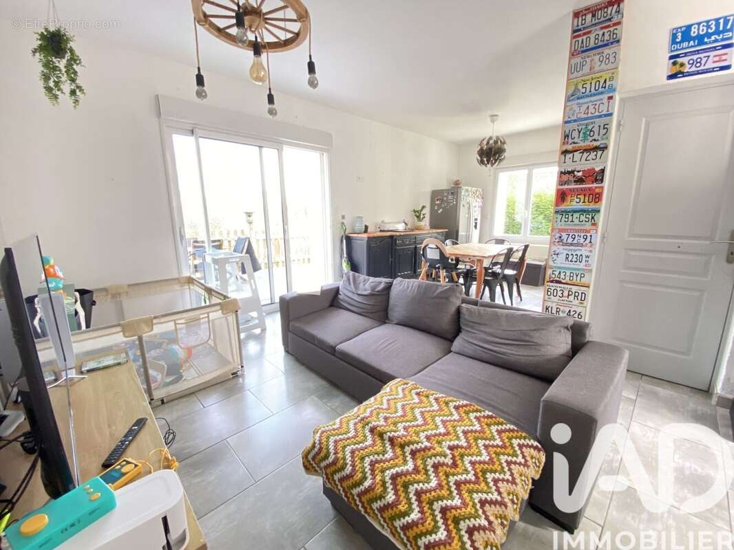 Photo 2 - Maison à CHAMBOURG-SUR-INDRE