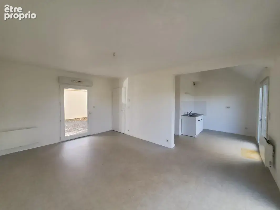 Maison t3 a 500 du bourg avec jardin et garage - photo 4