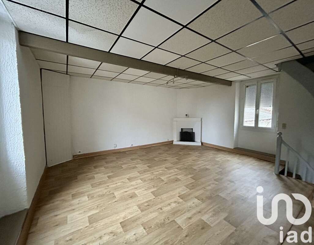 Photo 6 - Maison à LA COURONNE