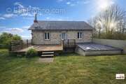 Appartement à DOMPS