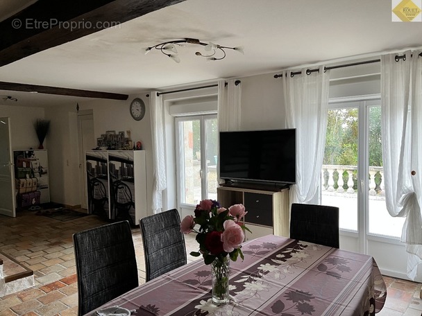 Maison à VICQ-SUR-GARTEMPE