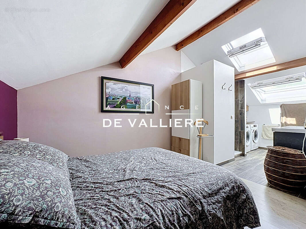 Rueil Malmaison - Côteaux - Maison 6 pièces 4 chambres - photo 14
