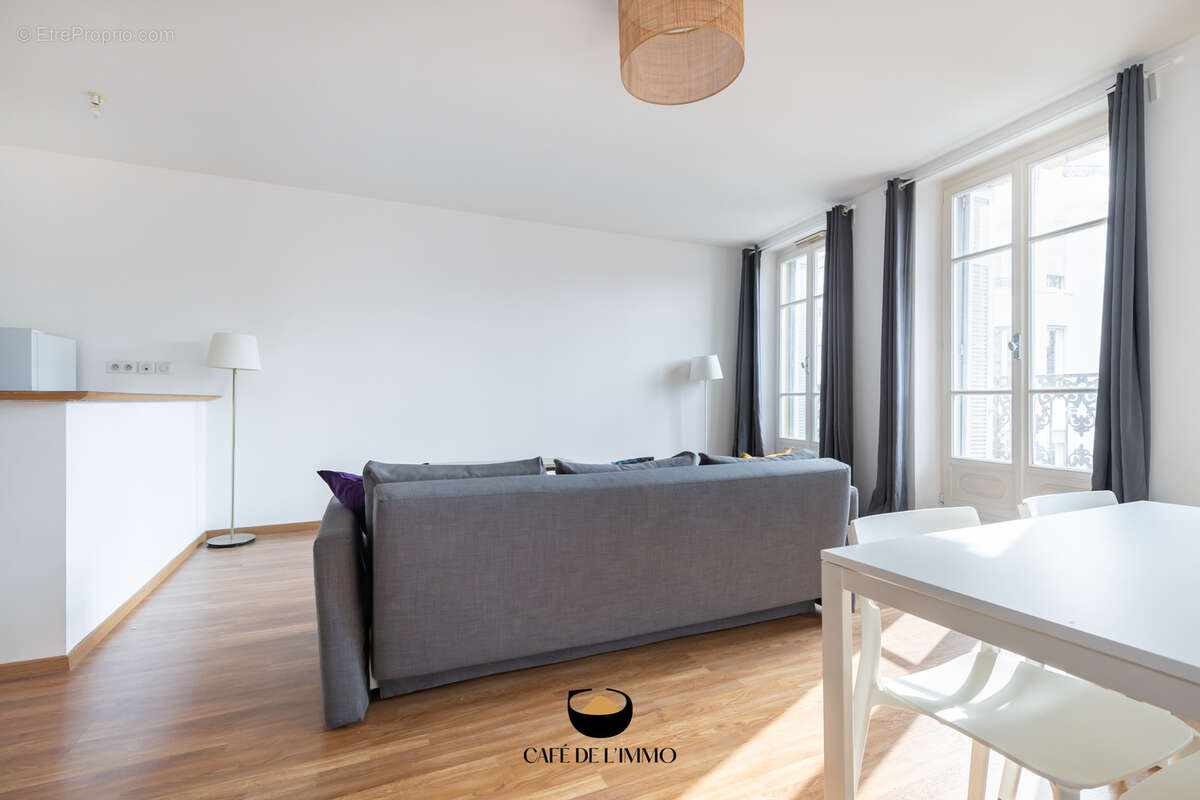 Appartement à MARSEILLE-2E