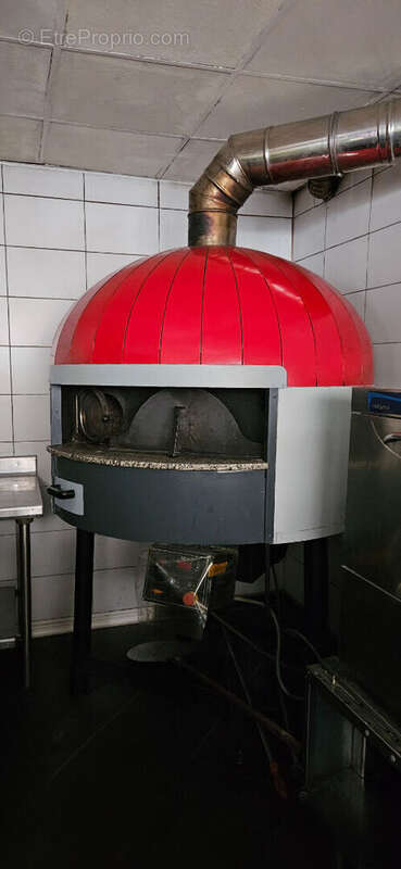 AOSTE (Isère)  Local commercial Pizzeria / Snacking 52 m² - photo 8
