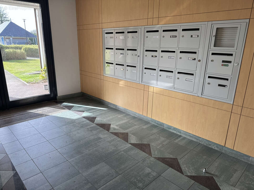 Appartement à LA RIVIERE-SAINT-SAUVEUR