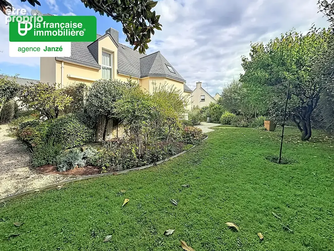Maison lotissement - 4 chambres - garage et jardin - photo 1