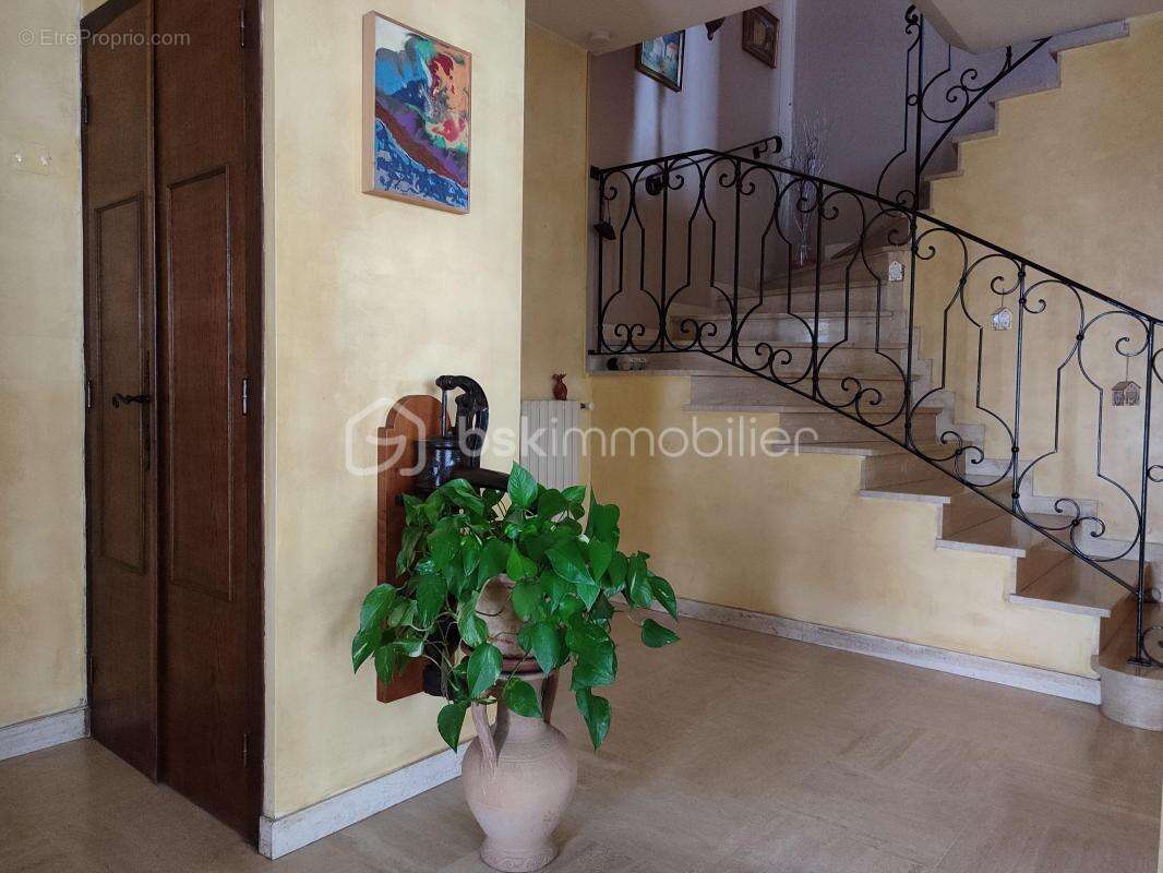 Maison à SAINT-NICOLAS-DE-LA-GRAVE