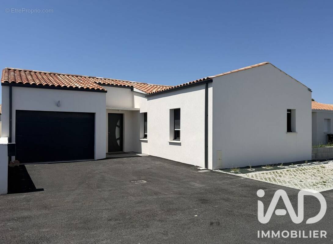 Photo 1 - Maison à FERRIERES