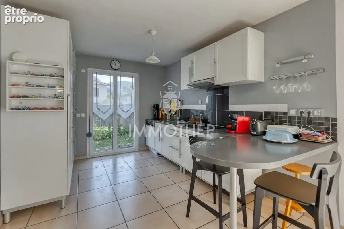 Maison 5 pièces 109 m² à vendre à Sassenage (38360) - photo 6