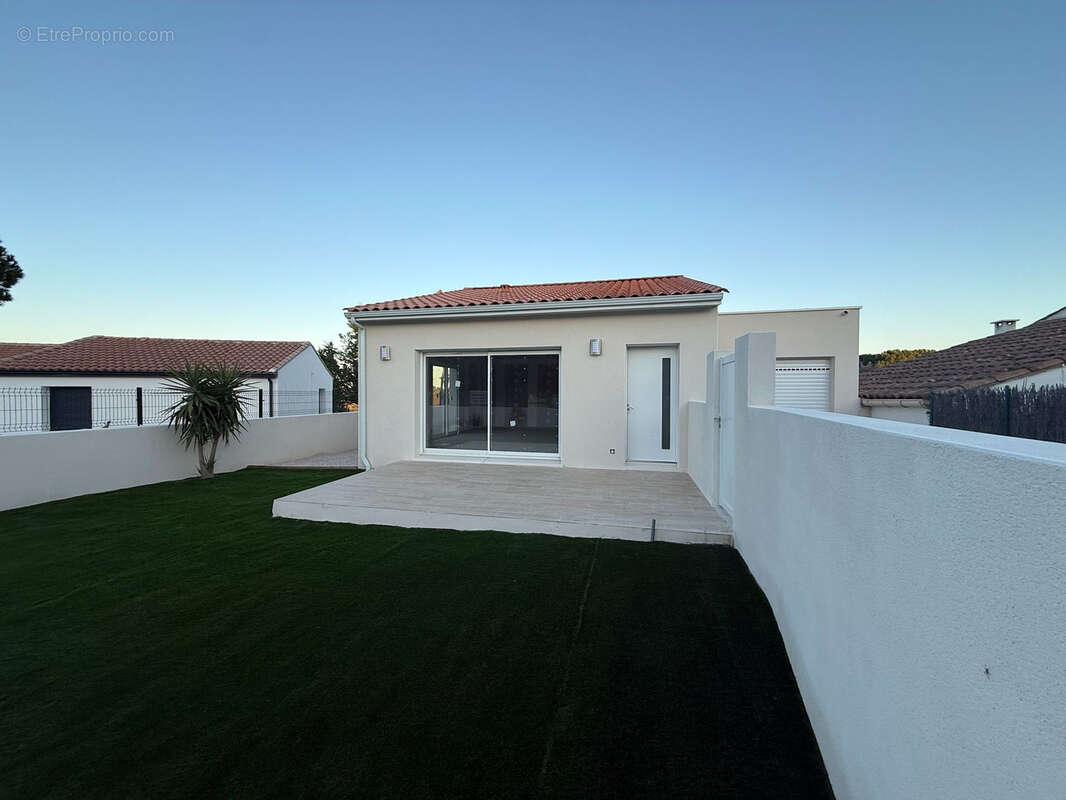 Maison à PAILHES