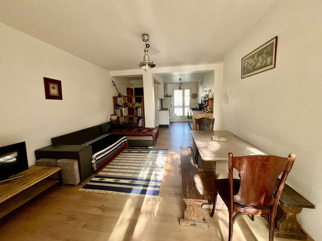 Appartement à MARSEILLE-16E