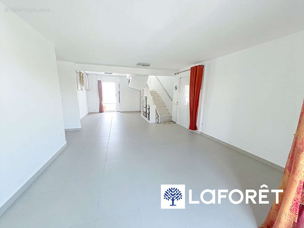 Bien d'exception - duplex toit-terrasse vue mer - secteur vespins - cagnes sur mer - photo 6