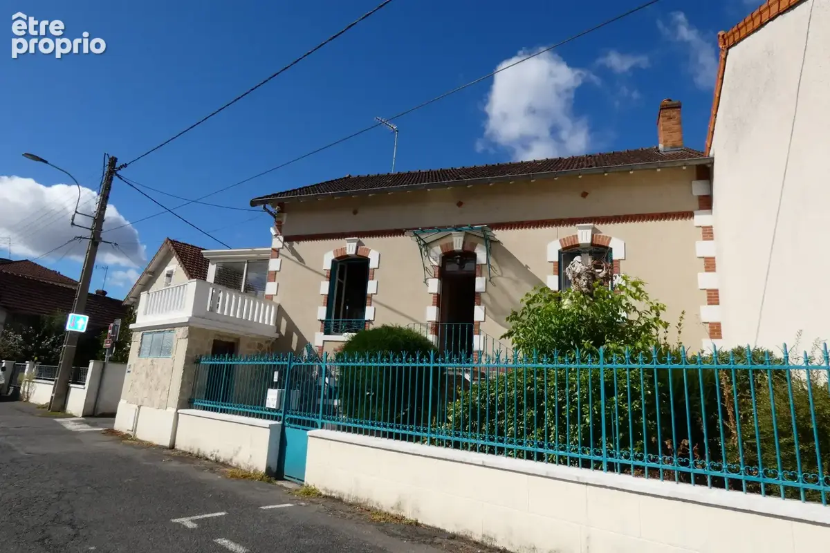 MONTLUÇON au bord du cher très agréable maison et terrain arboré - photo 1