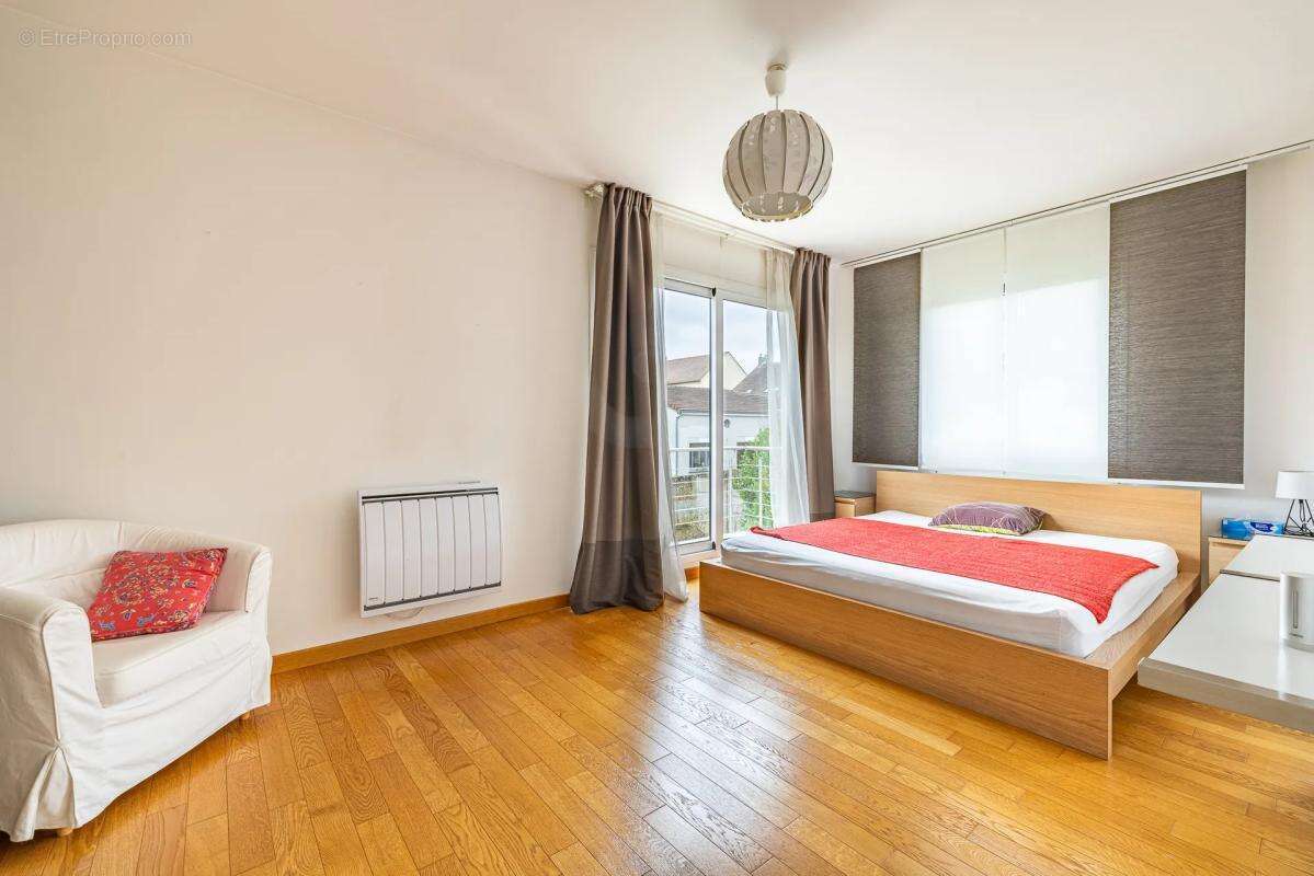 Maison à QUINCY-SOUS-SENART