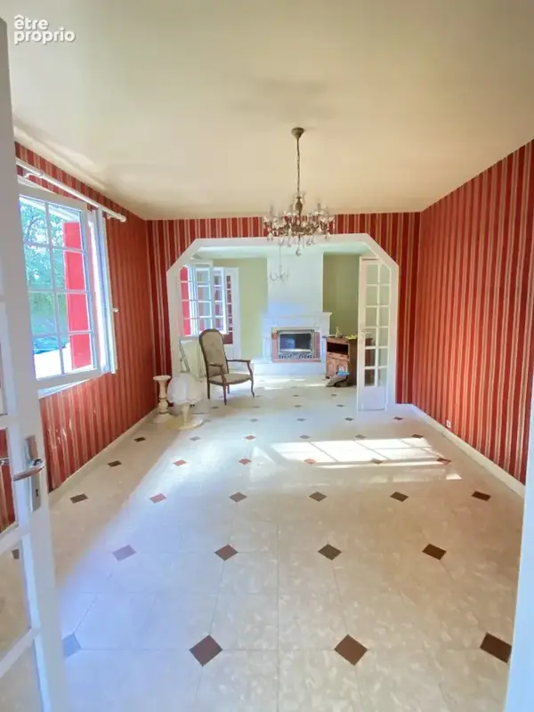 Maison de famille 7 pièces avec terrain arboré - photo 3