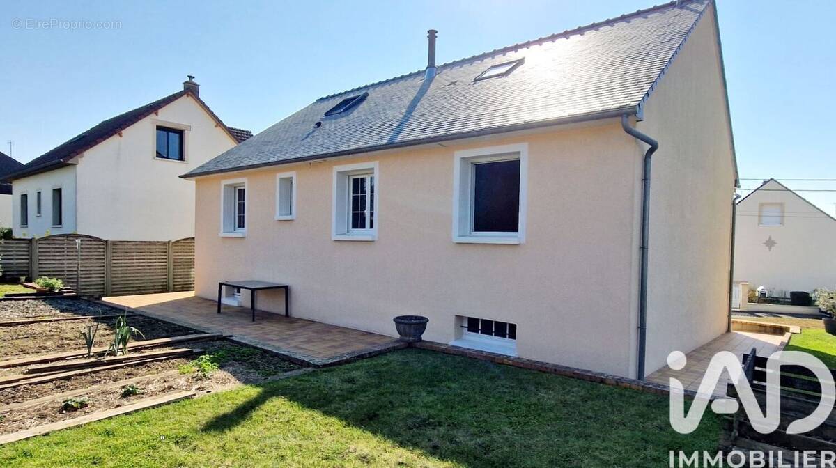 Photo 1 - Maison à LOUVERNE