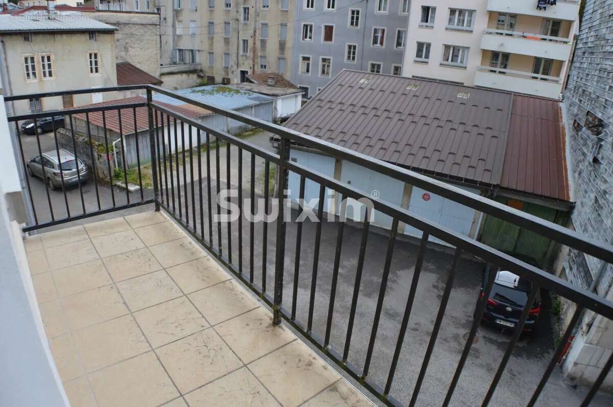 Appartement à LA MOUILLE