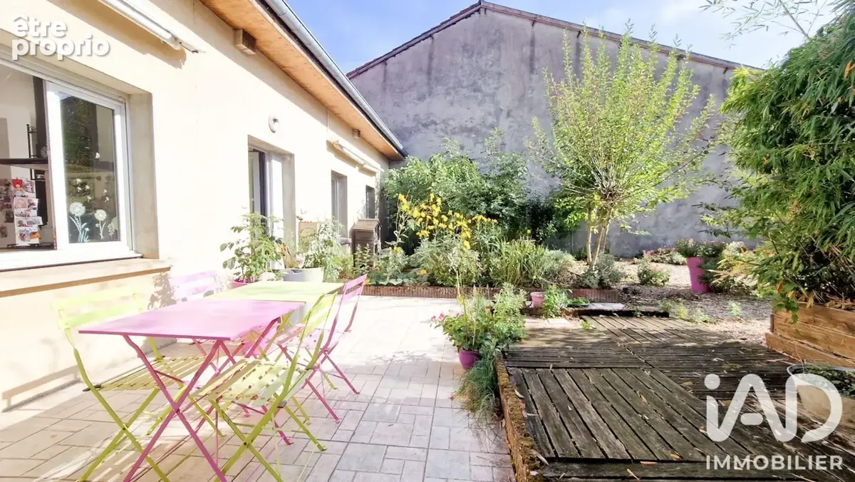 Photo 1 - Maison à VIGNEULLES-LES-HATTONCHATEL