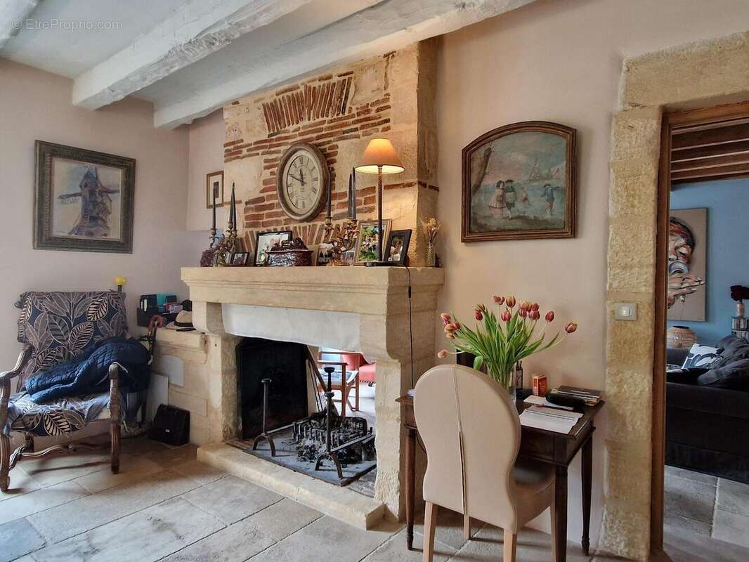 20250403115117 - Maison à LE BUGUE