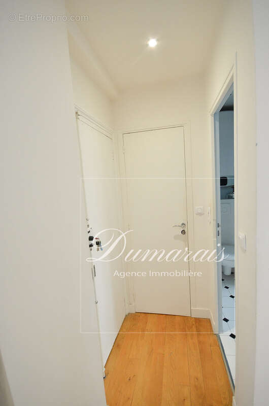 Appartement à PARIS-3E
