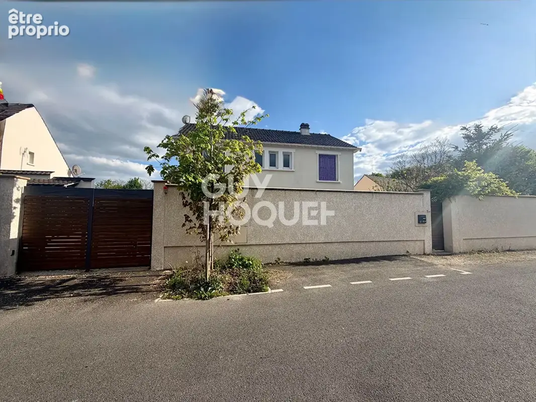 Maison  5 pièce(s) 160 m2 sur un terrain de 484m² à Veneux-les-Sablons - photo 2