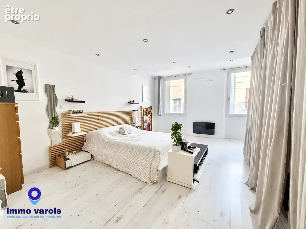 PIGNANS EXCLUSIVITE Maison de village T4 avec caves, petit extérieur et balcon - photo 3