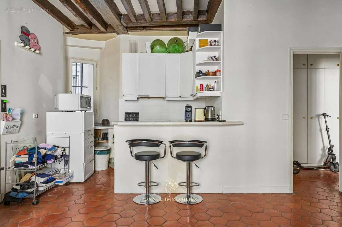 Appartement à PARIS-6E